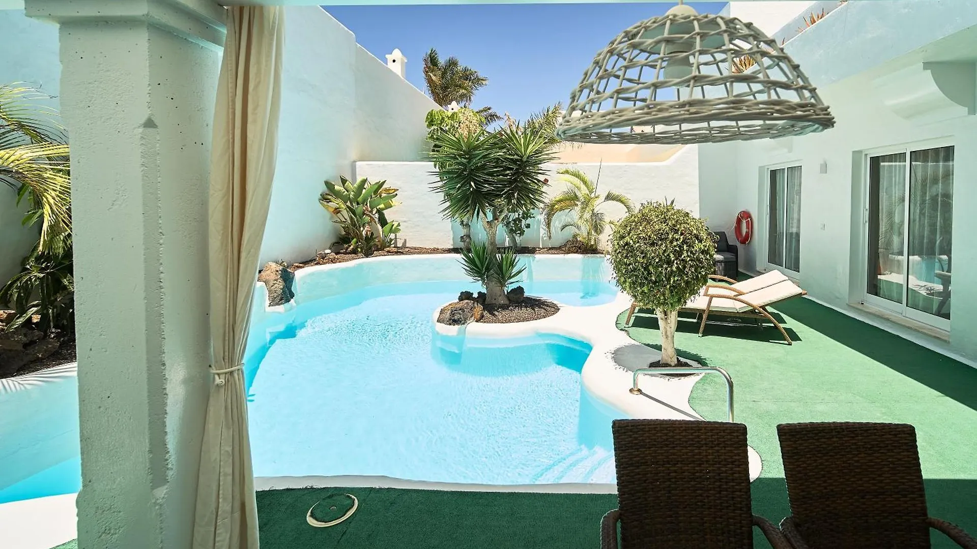 **** Ośrodek wypoczynkowy Katis Villas Boutique In Bahiazul Corralejo Hiszpania