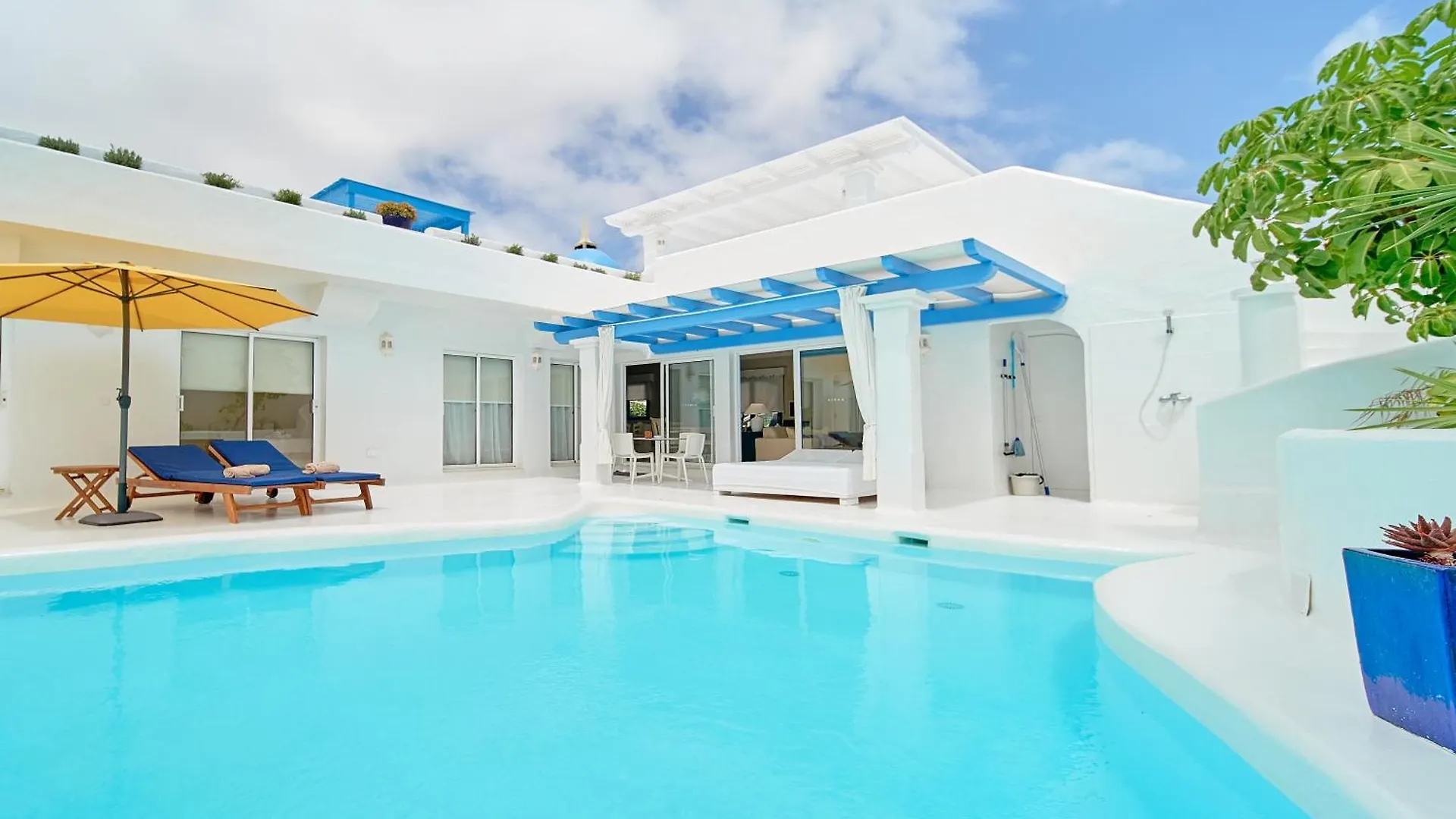 Ośrodek wypoczynkowy Katis Villas Boutique In Bahiazul Corralejo
